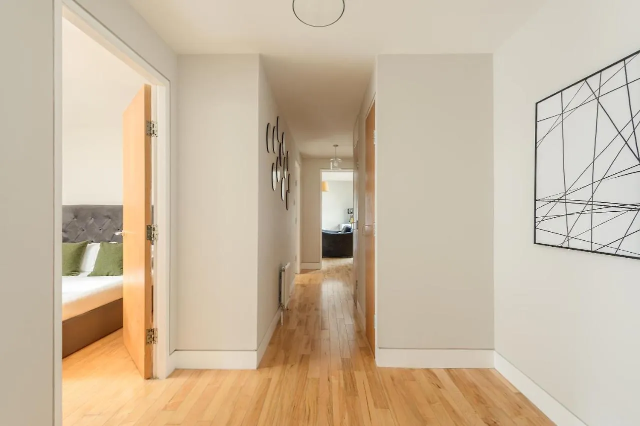 Modern Mews Apartment - New Town Edinburgh